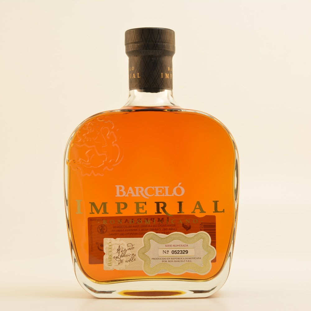Ron Barcelo Imperial Dominicano